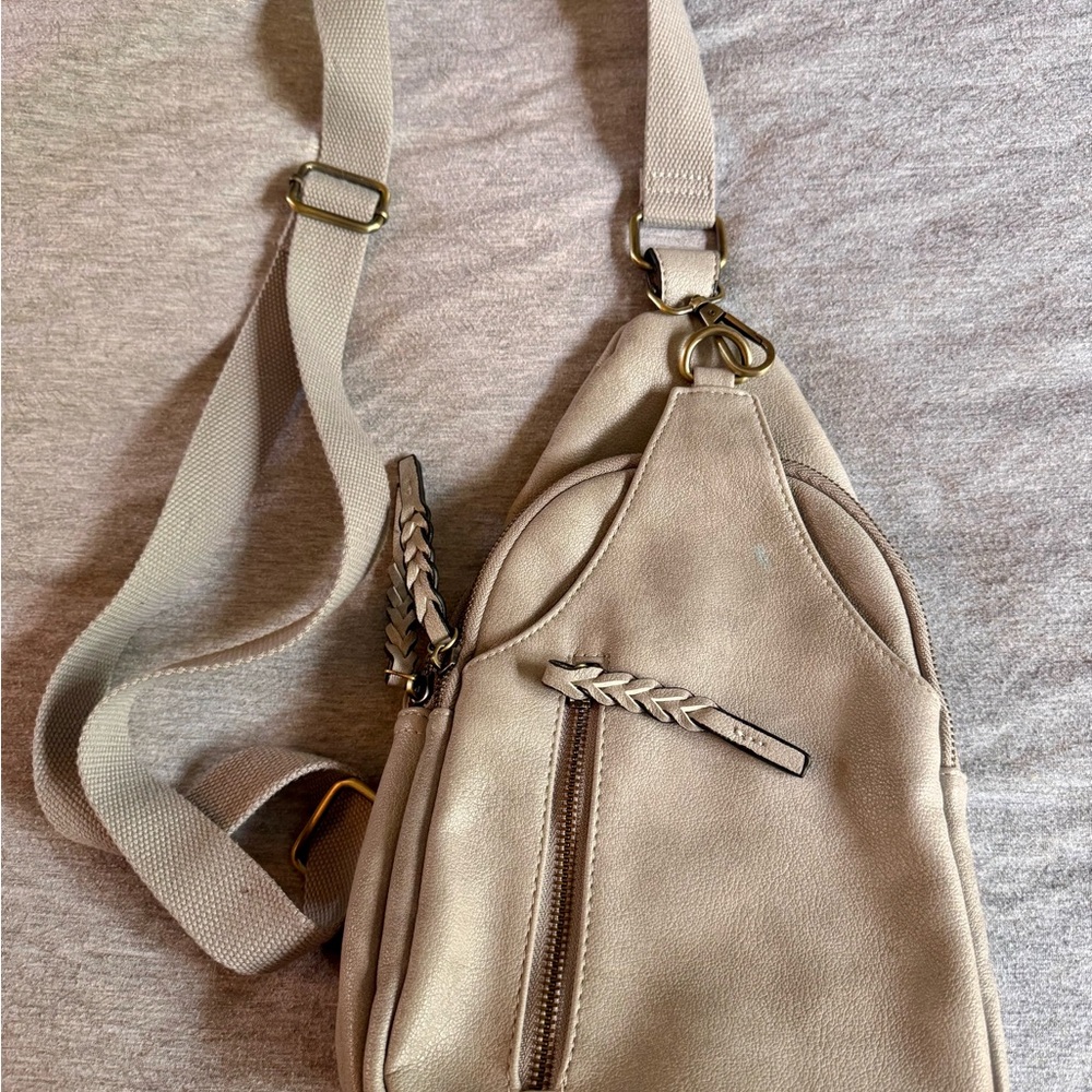 Cream Crossbody Bag with Gold Hardware and Adjustable Strap